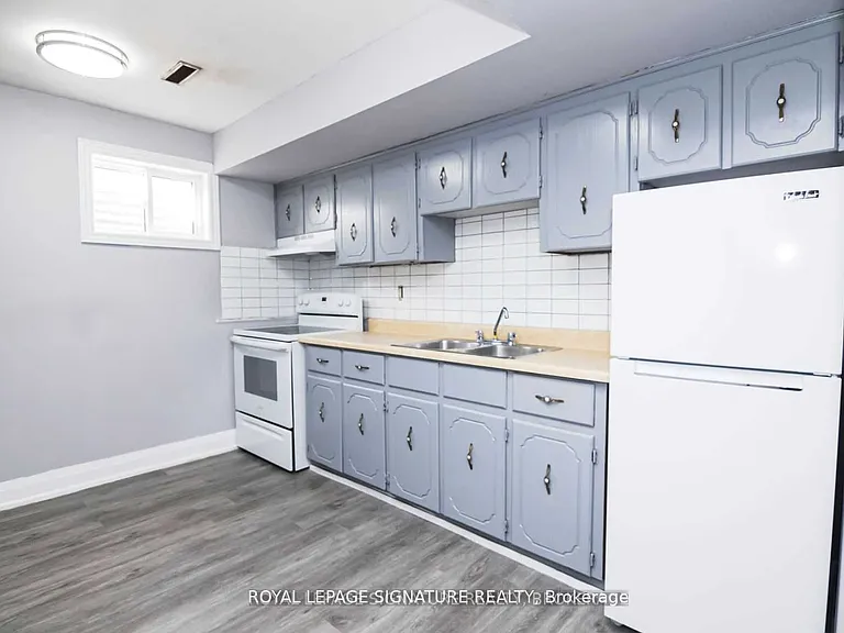 827 Stainton Dr — Photo 8