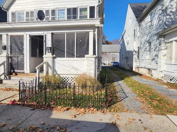 85 Chestnut St, Salem, NJ 08079