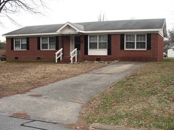1st image of 422 Vance St
