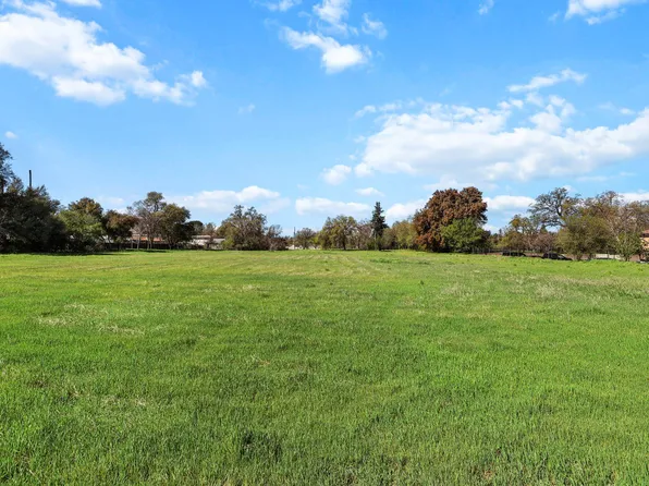 425 S Jackson St, Red Bluff, CA 96080