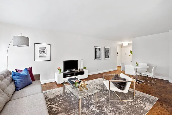 Sold by Keller Williams NYC | media 18