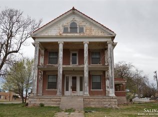 200 Court Ave, Ellsworth, KS 67439