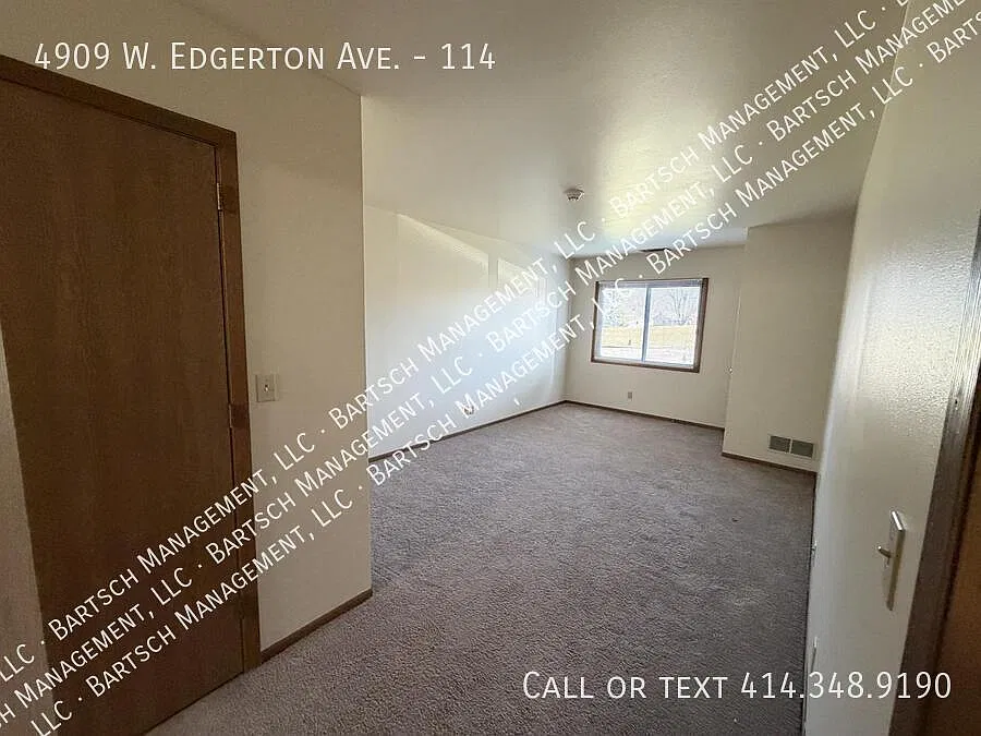 2 bed, $1,295 — Photo 4