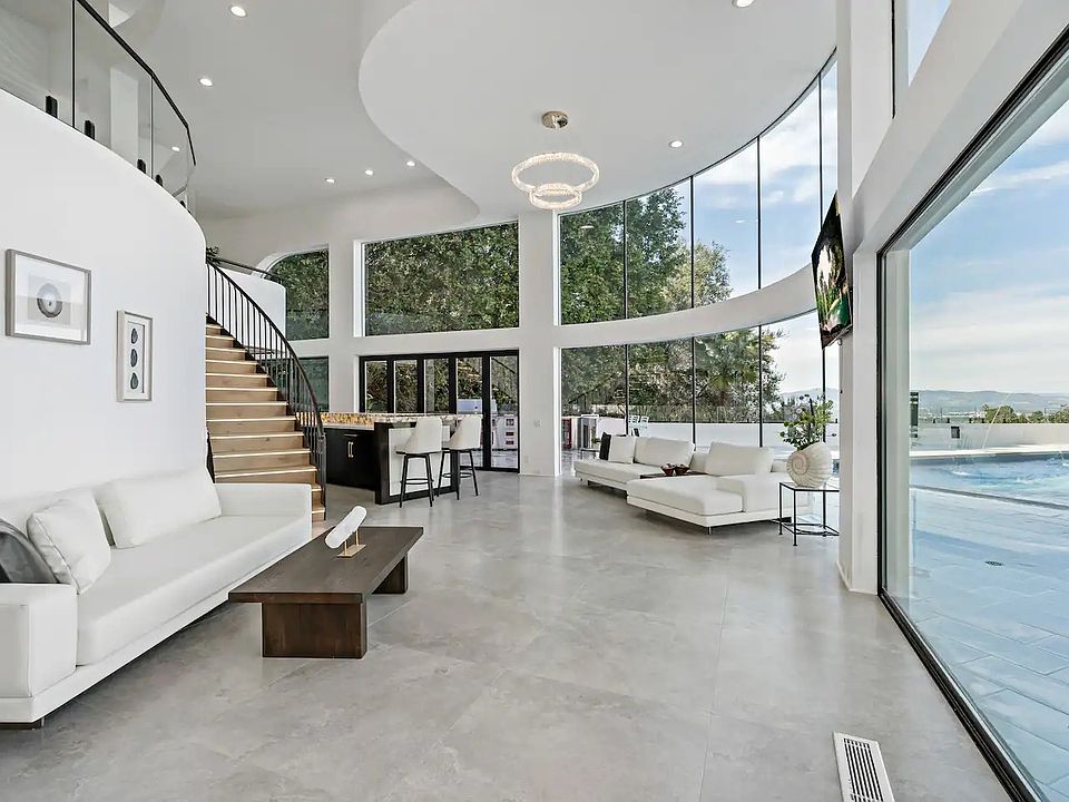 15105 Mulholland Dr, Los Angeles, CA 90077 | Zillow