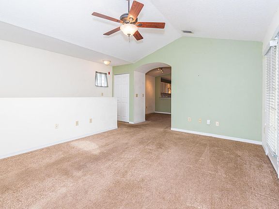 3rd image of 26206 Harbour Vista Cir