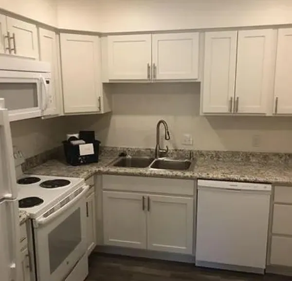 Alt StoneBridge Apartments — Photo 2