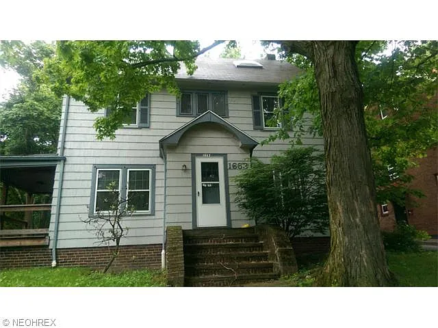 1663 Ivydale Rd photo 1