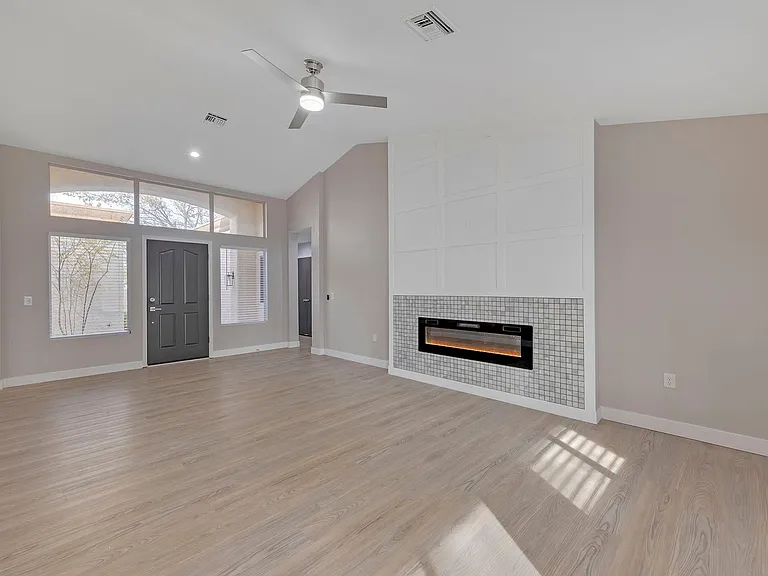 8705 Prairie Hill Dr — Photo 7