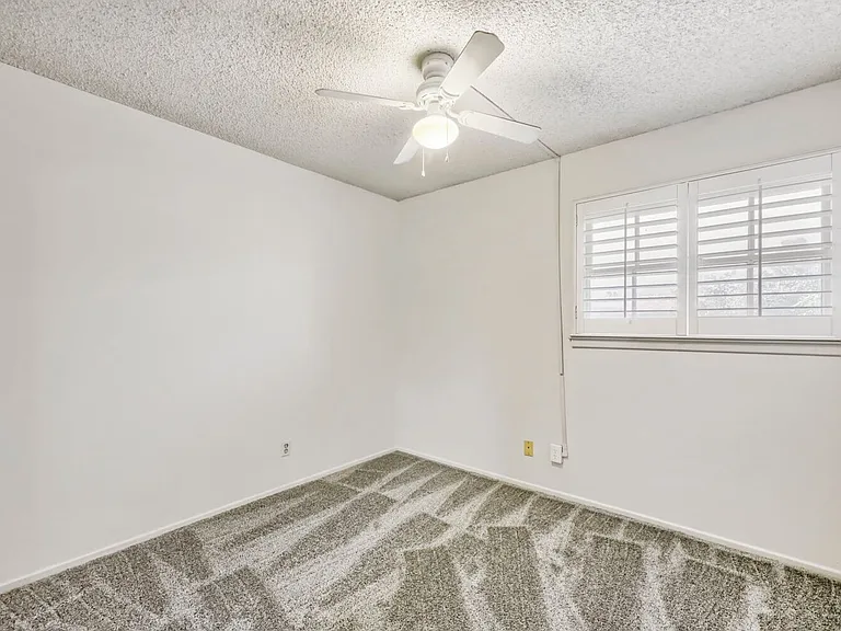 1377 Lorilyn Ave #3 — Photo 16