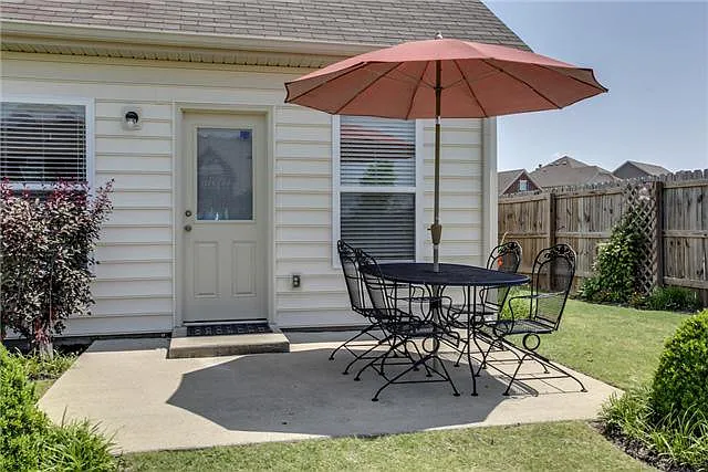 7296 Autumn Crossing Way — Photo 2