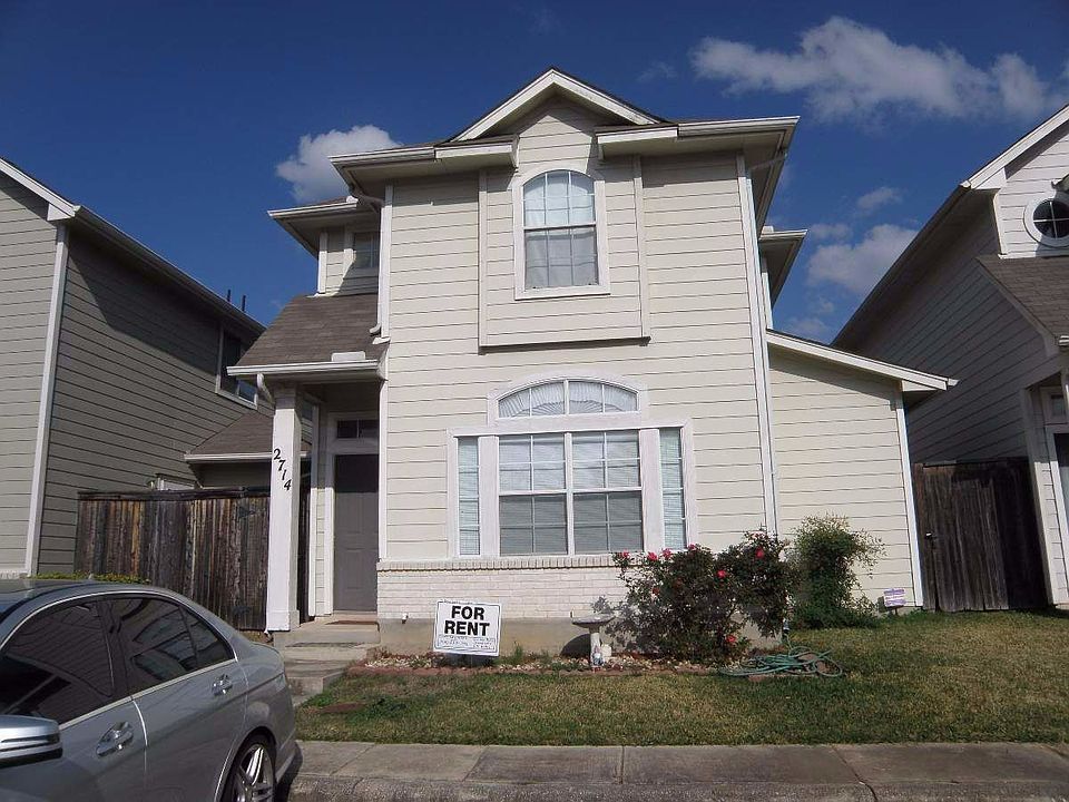 1st image of 2714 Crown Holw