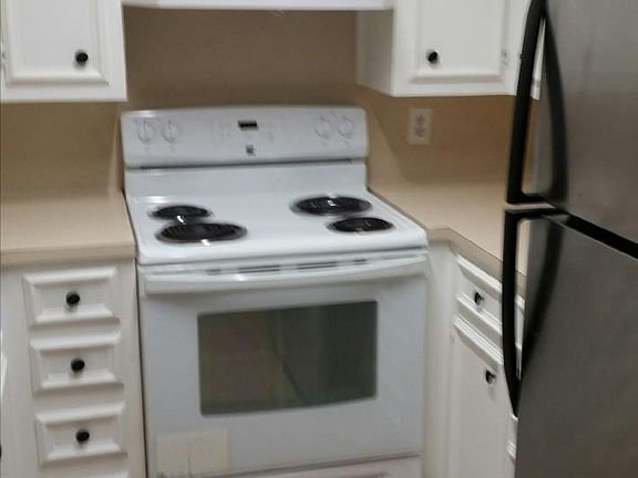 2nd image of 8601 Memphis Dr C 6