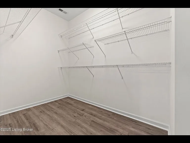 7520 Warrenton Hill Ct — Photo 5