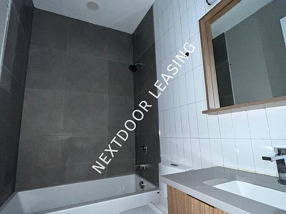4th image of 72 Arlington Ave #7M