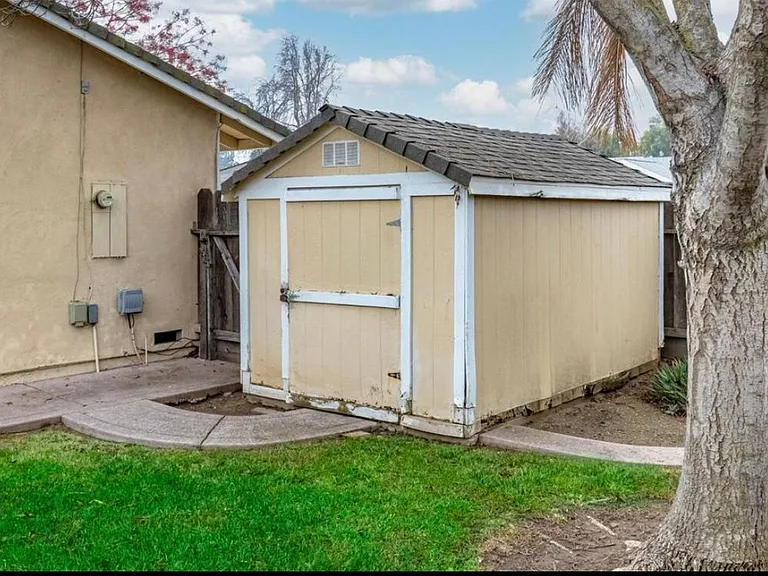 2080 Dels Ln — Photo 15