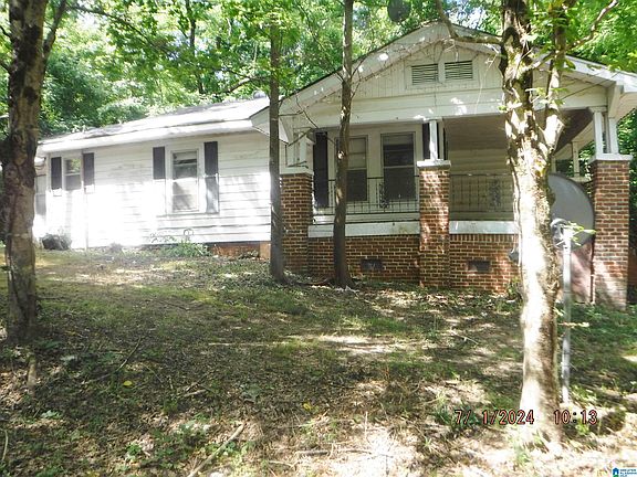 5th image of 2549 Saint Clair St