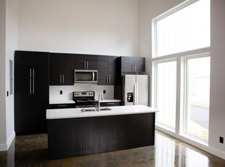 802 Spring St #2, Johnson City, TN 37604