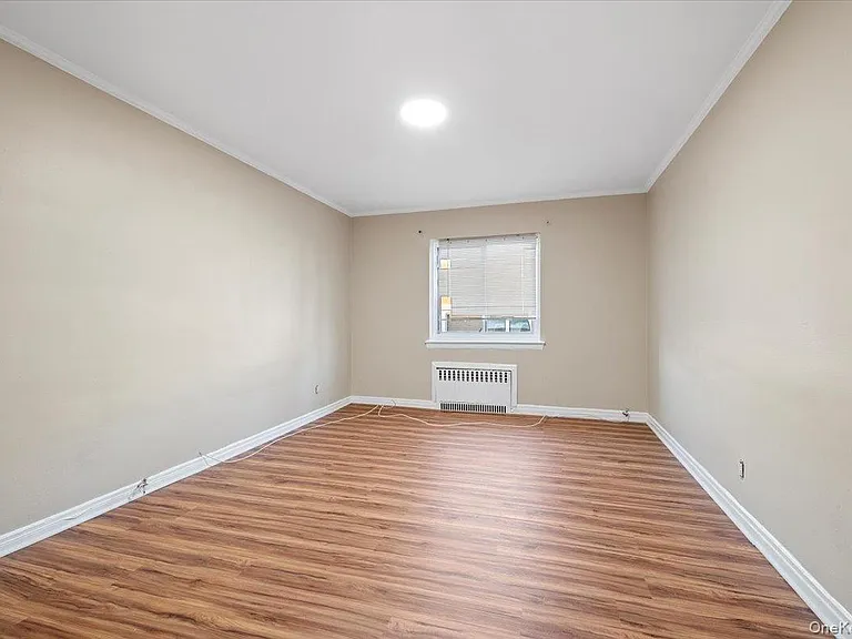 87-37 Marengo St #1 — Photo 13