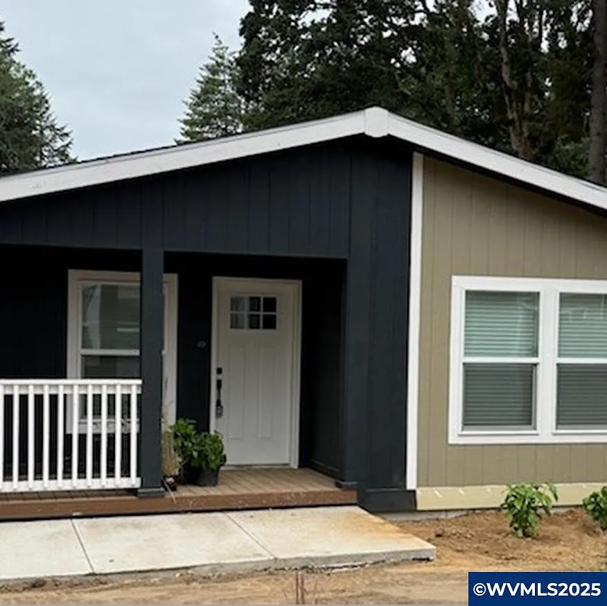 88023 8th St photo 1