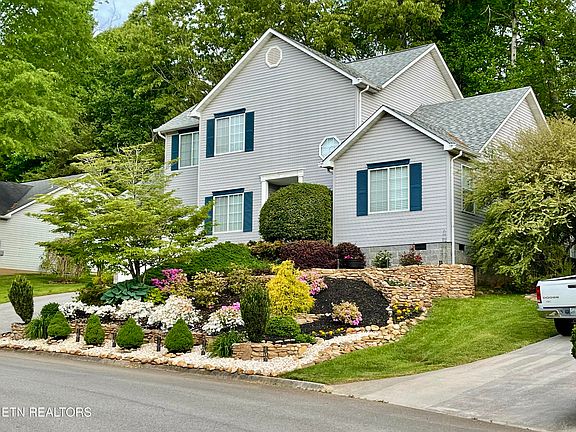 2nd image of 2353 Conners Creek Cir