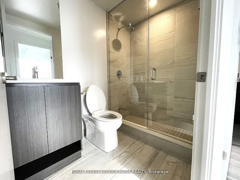 55 Cooper St #6812 — Photo 16