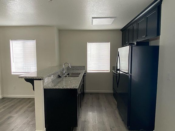 4th image of 520 Linda Kay Ct #1