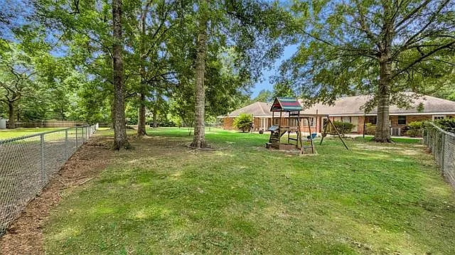 61258 N Military Rd — Photo 37