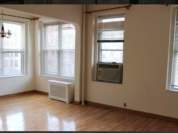 4th image of 24-09 27th St #B2