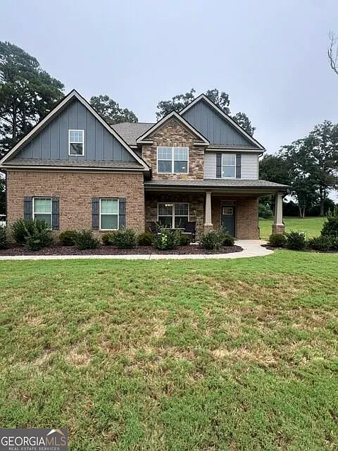 5 bed, 3.0 bath, $2,995 — Photo 1