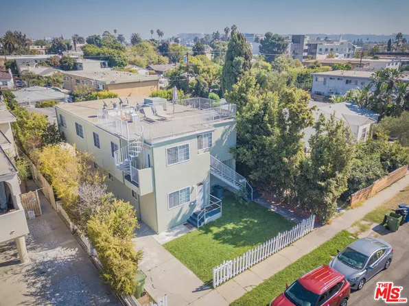 3652 Veteran Ave, Los Angeles, CA 90034