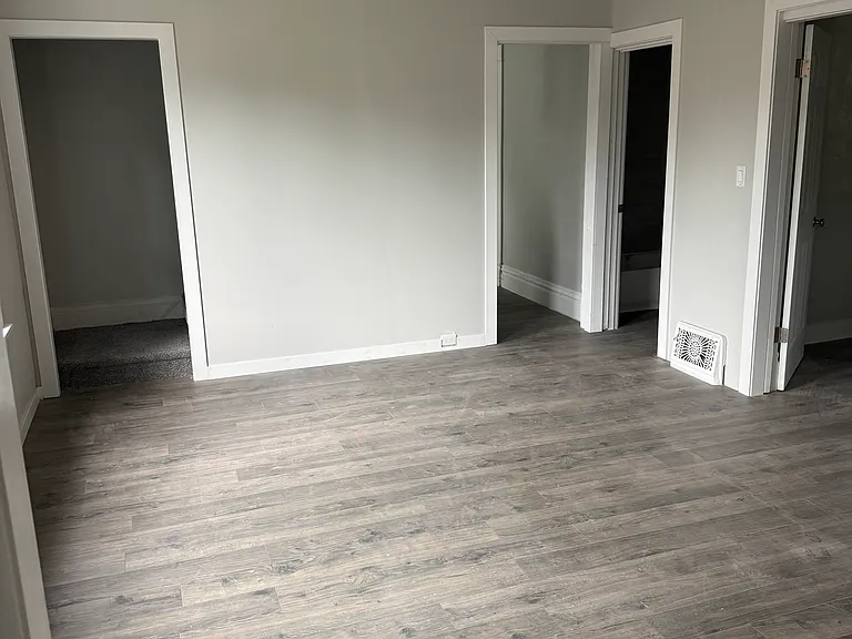 721 E Corrington Ave — Photo 24