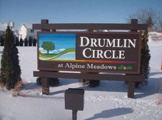 262 Drumlin Cir, Oregon, WI 53575