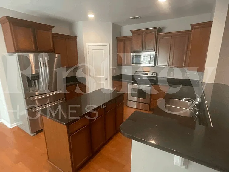 2901 Maybry Dr — Photo 8