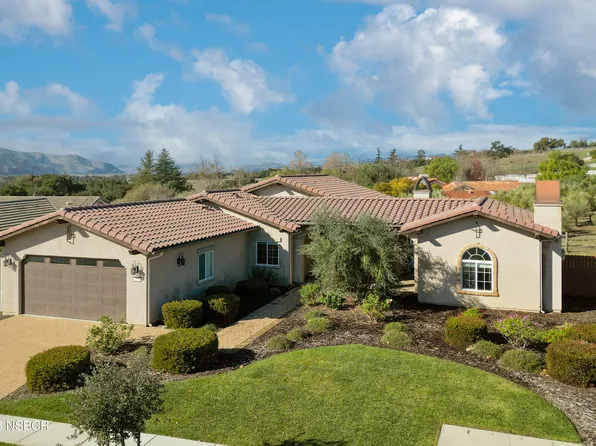 615 Oak Ridge Rd, Solvang, CA 93463