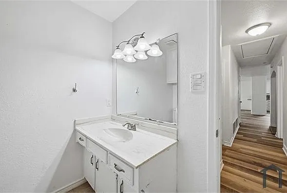 1661 Juniper Ln — Photo 16