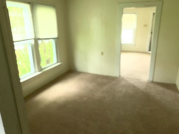 4th image of 1415 Poplar St #A