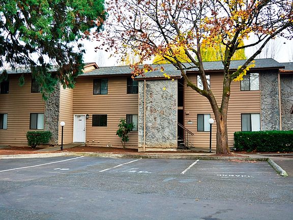 3rd image of 20125 SW Tualatin Valley Hwy APT 9