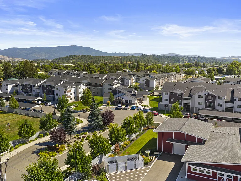 Mirabolante Apartments — Photo 1