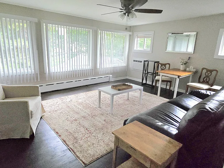 8518 Rockefeller Ave #2A — Photo 12