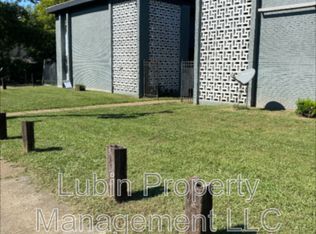 3250 Guernsey Ave APT 18, Memphis, TN 38112