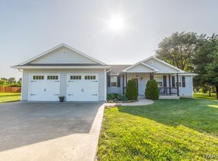 22955 Patton Ln, Lebanon, MO 65536