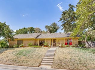 5729 Overridge Dr, Arlington, TX 76017