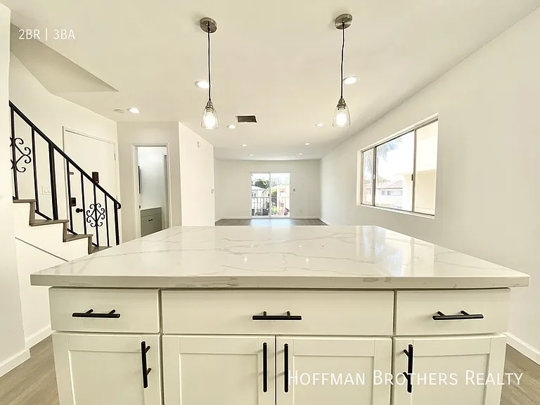 1206 S Holt Ave #5 — Photo 5