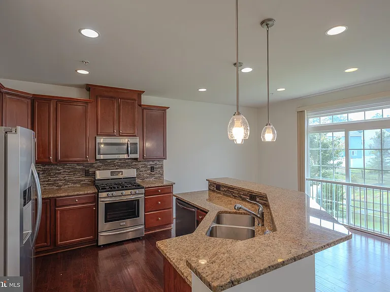 43699 Sweetbay St — Photo 7