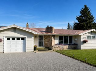 105 S 7th Ave, Ione, WA 99139
