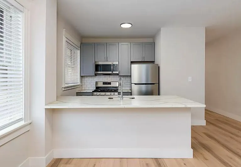 2047 Maury Ave #1-N — Photo 4