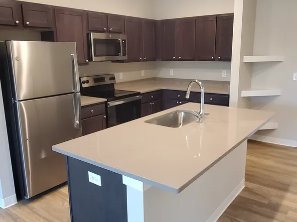 421 S Gustin St #210, Osceola, IA 50213