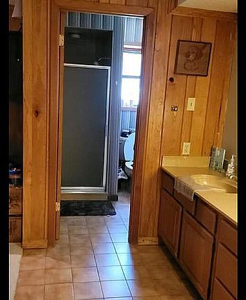 2nd image of 787 Ashley Road 122