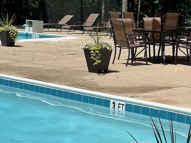Poolside Dining