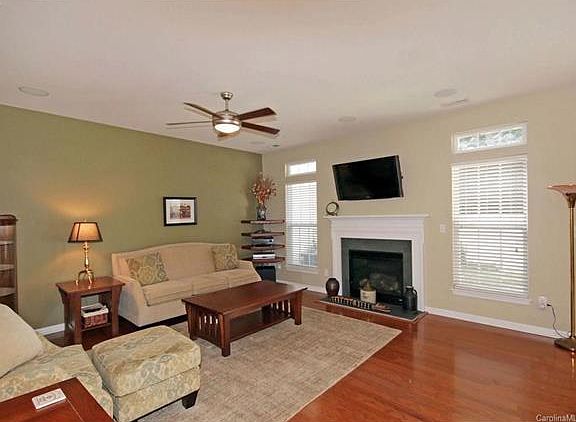 2nd image of 145 Cypress Landing Dr